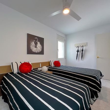 Vivalidays Yolanda Appartement Calella Buitenkant foto